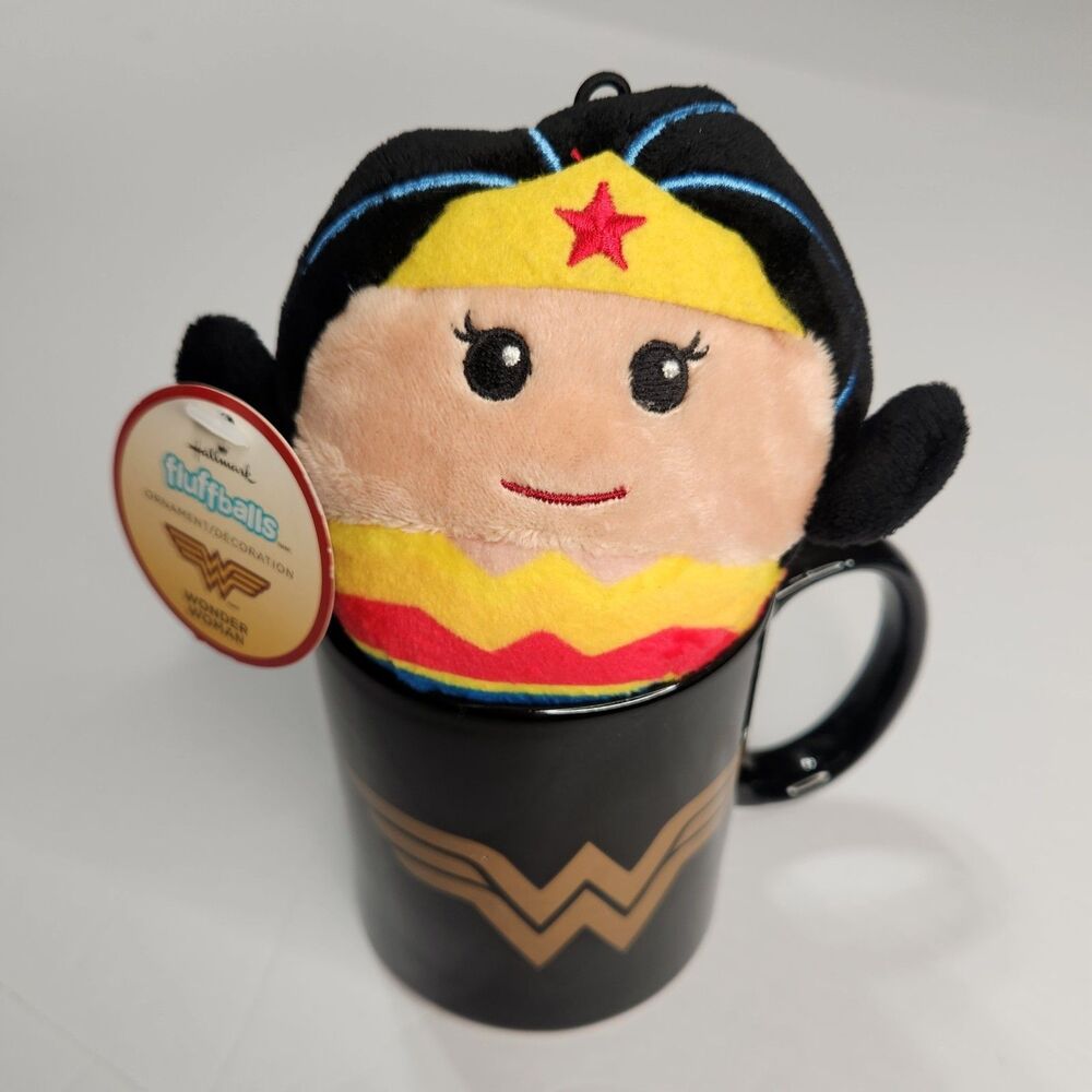 Wonder Women Gift Set Fluffballs Ornament Plush 4" Hallmark DC Comics Mug Cup